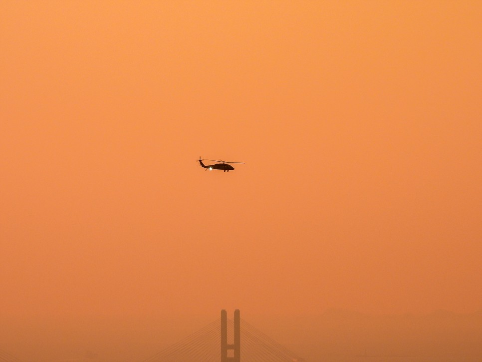 2cf37505-df58-52e5-a57e-e0dacb27f3ce-1