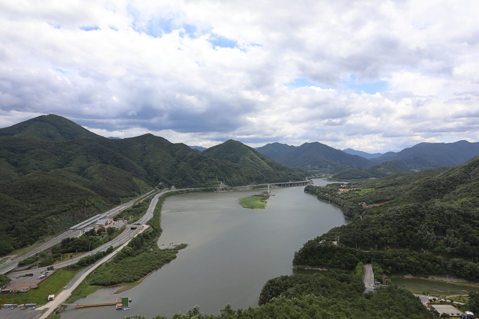 cdff51d3-f4a0-5389-9f38-9d3e32d344d7-20