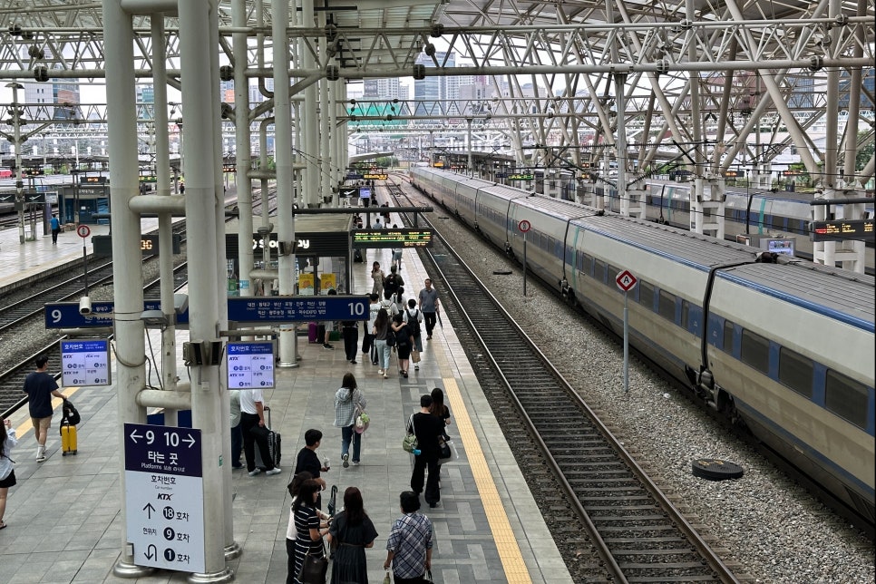 0ce94e46-083b-5822-b2fa-7f71f40cc517-8