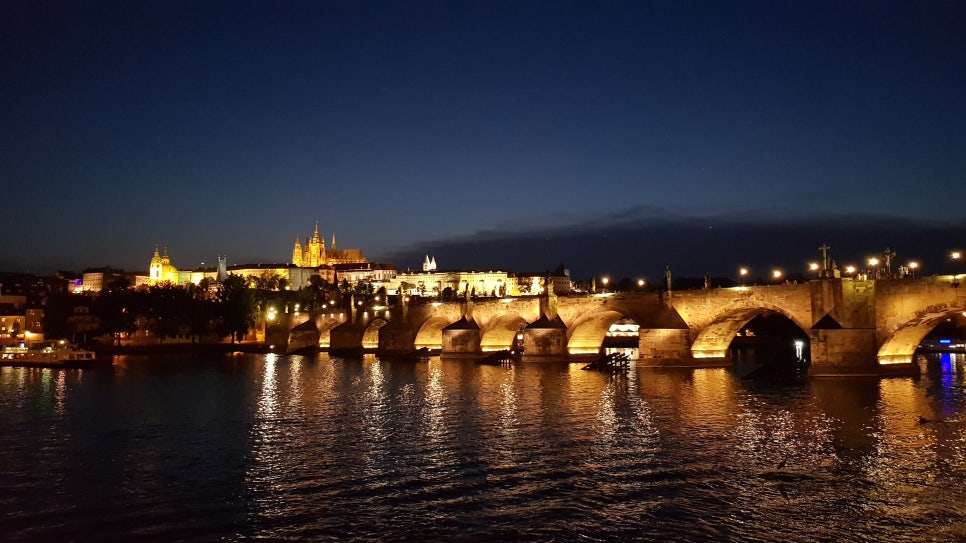 d9642734-ac01-54e2-afe4-873a696dd826-27