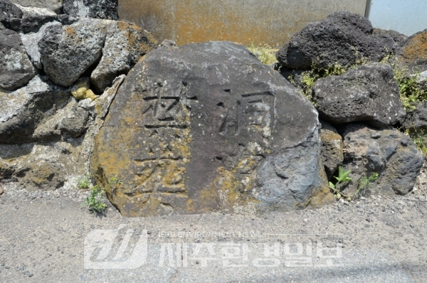 b96760f1-b878-5d97-9b5d-5a82ffc7fb0b-0