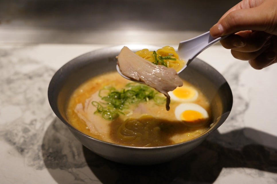 046c4303-34ec-5ca8-b14b-a209b1edaea1-33