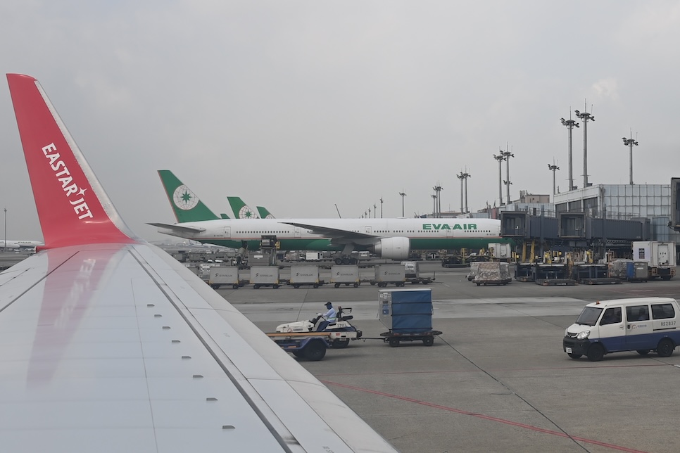 388f286b-a80a-5b2e-aa00-4fecb1f6ff52-9
