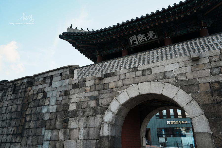 3bfb4e6c-82ef-58f6-b963-d4d49cb79344-7