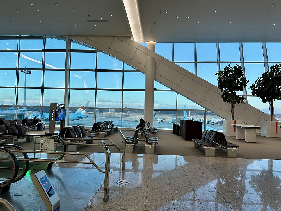 6bc9148f-feac-5cce-8579-b7d230b6e1ce-12