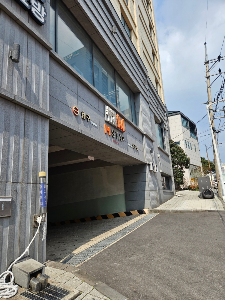 019ce153-c6a2-7b93-b310-eb44cf8e48d7-19