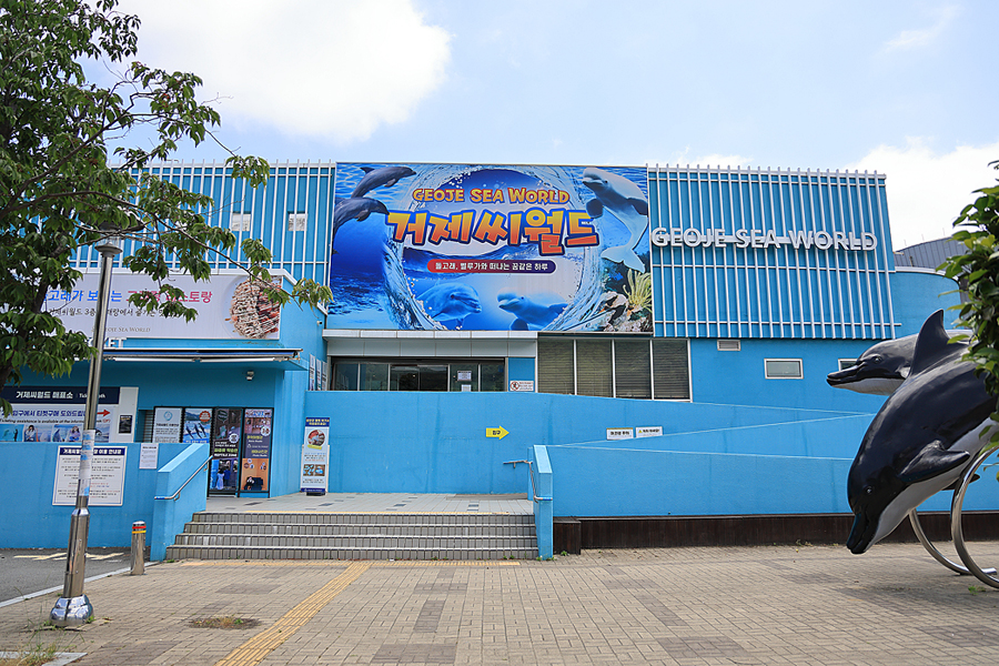 019e506d-4d0c-7a80-bd55-06b36cae9996-31